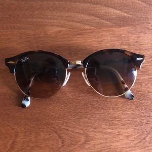 Clubround Ray Ban sunglasses